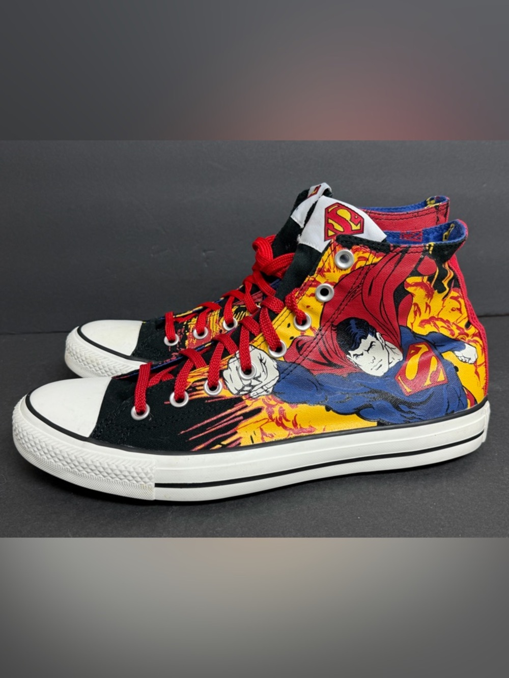 Chuck Taylor Converse All Star Superman Comics Hi-Top Sneaker Men’s 10 W12 NWOB